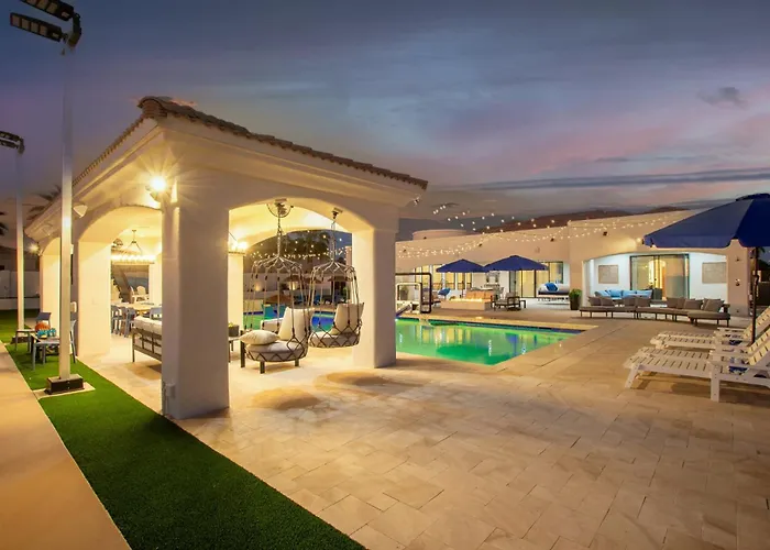 The Grand Oasis - Resort-style Retreat W Sauna Cold Plunge Mini Golf Volleyball Goodyear