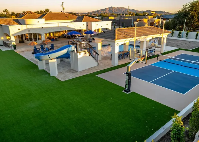 The Grand Oasis - Resort-style Retreat W Sauna Cold Plunge Mini Golf Volleyball Goodyear
